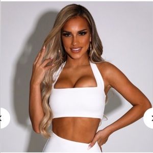 Cropped Halter Top !